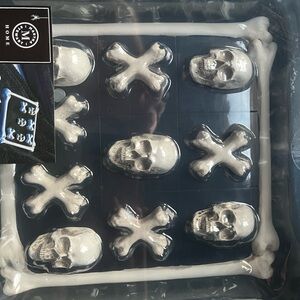 COPY - Martha Stewart Halloween Tic Tac, toe skulls, and crossbones new with ta…